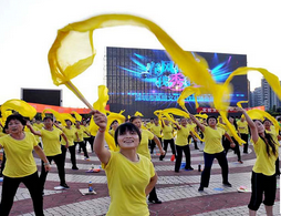 2017多宝电竞LED显示屏喜迎更上一层楼