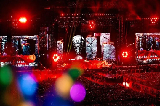 双星闪耀！多宝电竞LED巨幕助力周杰伦、张韶涵打造沉浸式视听盛宴！